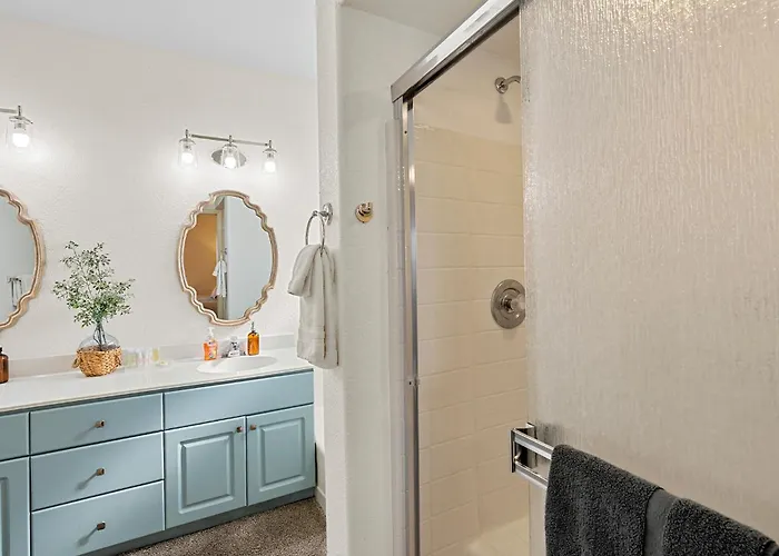 The Sun Chaser 4 Bedroom Pool, And Endless Views * Lake Havasu City