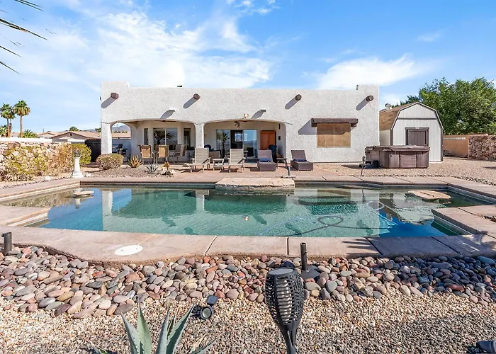 Holiday home The Sun Chaser 4 Bedroom Pool, And Endless Views *